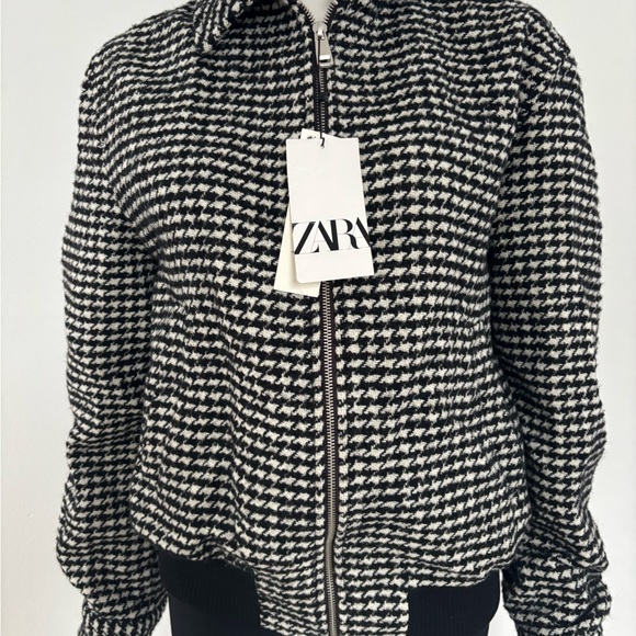 Zara Black & White Houndstooth Knit Bomber Jacket - Picture 2 of 7